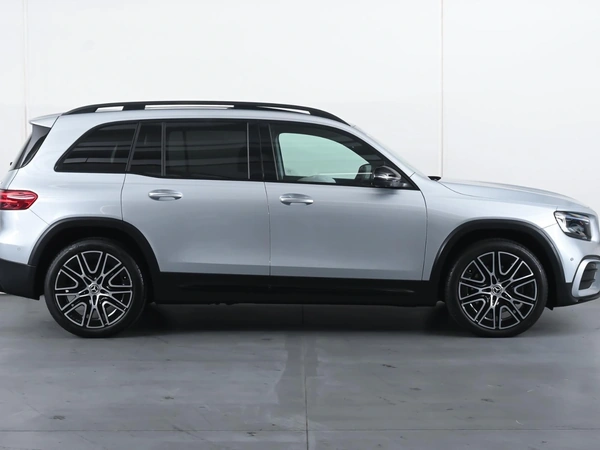 2025 Mercedes-Benz GLB250 Special Edition 4WD Dual-Clutch