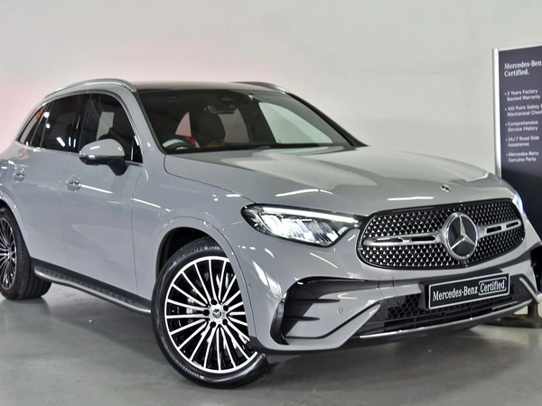 2025 Mercedes-Benz GLC300 AMG Styling Panoramic Sunroof