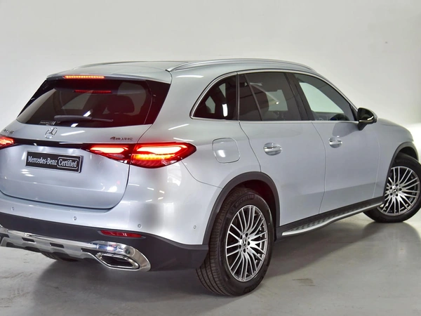 2025 Mercedes-Benz GLC200 Panoramic Sunroof Heated Seats AWD