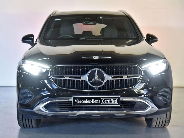 2025 Mercedes-Benz GLC200 Four Wheel Drive Panoramic Sunroof Heated Seats