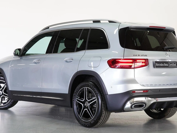 2024 Mercedes-Benz GLB250 AMG Styling Panoramic Sunroof