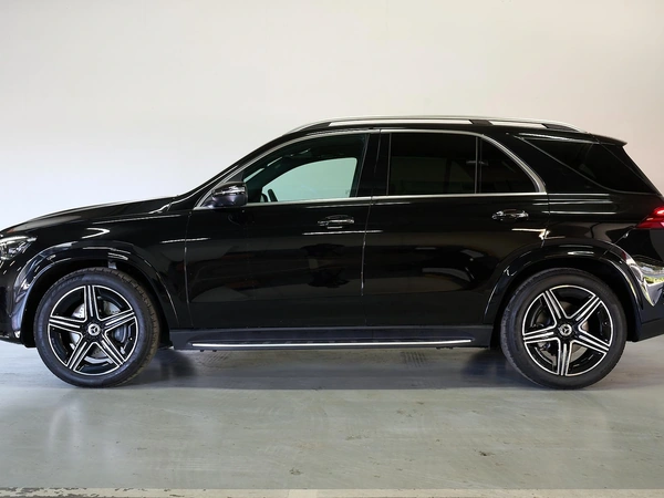 2025 Mercedes-Benz GLE300 d AWD Panoramic Sunroof Third Row Seats
