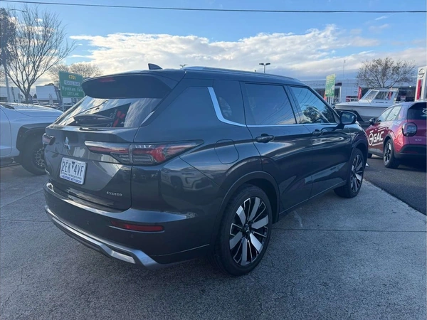 2025 Mitsubishi Outlander Exceed Tourer ZM AWD Automatic