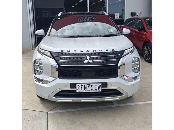 2024 Mitsubishi Outlander Exceed Tourer ZM Automatic
