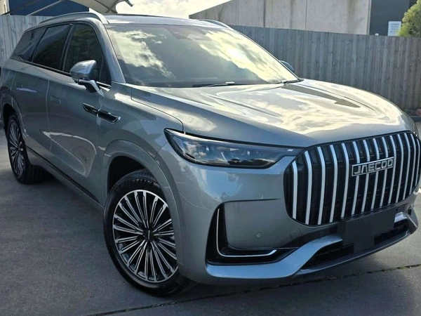 2026 Omoda Jaecoo J8 SHS Summit Plug-in Hybrid Automatic