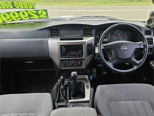2004 Nissan Patrol ST 4WD Diesel Turbo Manual