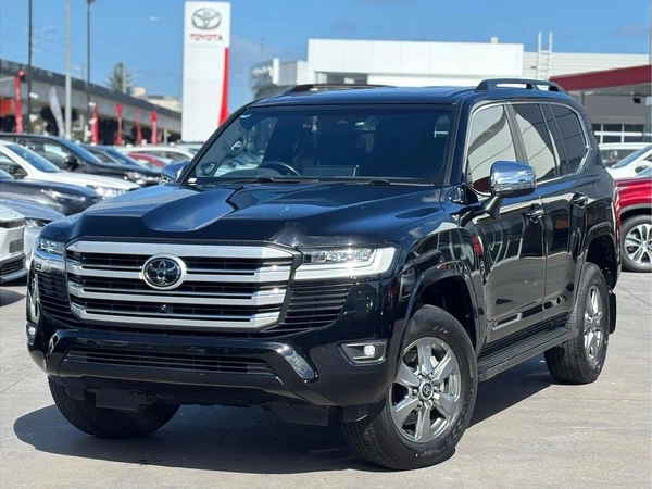 2022 Toyota Landcruiser Sahara Turbo Diesel Automatic 4WD
