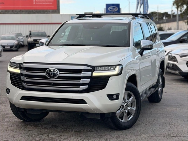 2024 Toyota Landcruiser Sahara Turbo Diesel Automatic 4WD